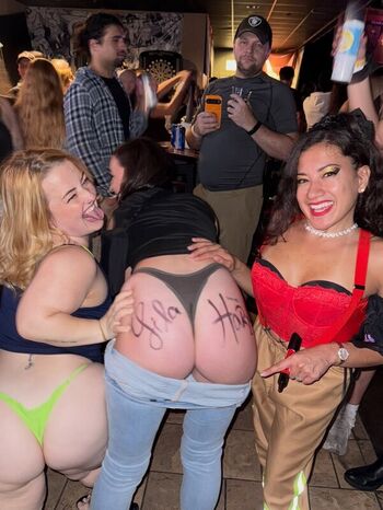 Full leaked Lila hart page private photo