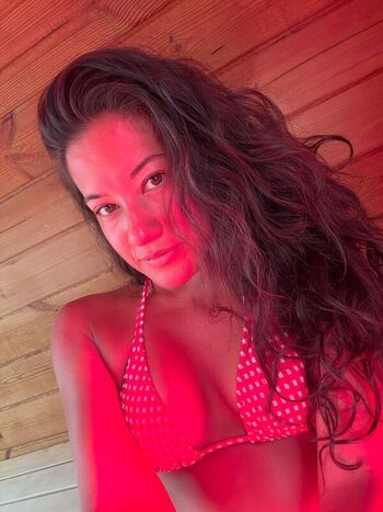 Full leaked Lila hart page private photo