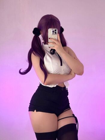 Lila Minx