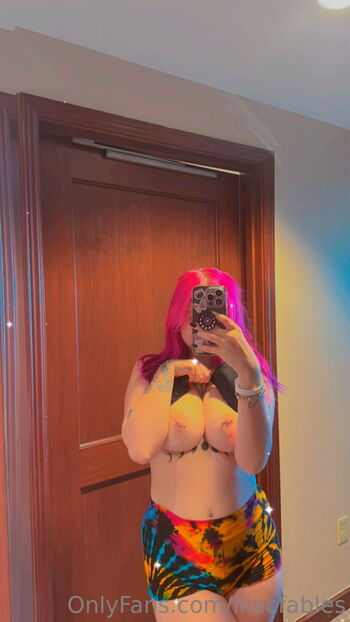 Full leaked Lilacfables private photo