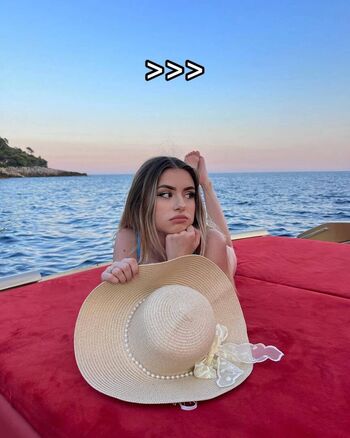 Full leaked Lilaspeach private photo