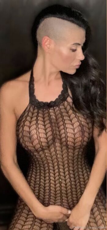 Full leaked Lilbuttcurvaceous private photo