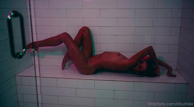 Full leaked Lilbuttlex private photo