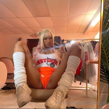 Full leaked Lilecchigirl private photo