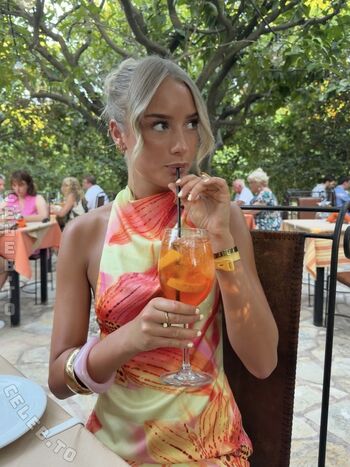 Full leaked Lilia batten private photo