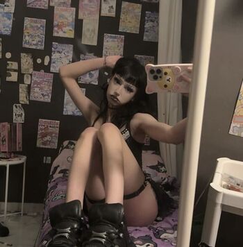 Full leaked Lilidolly private photo