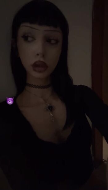 Full leaked Lilidolly private photo