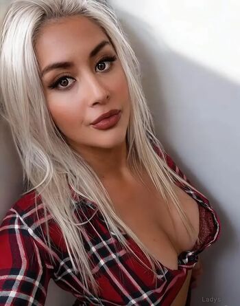Full leaked Lililash private photo