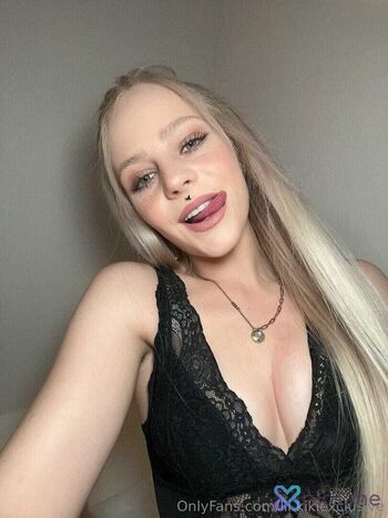 Full leaked Lilkikiexclusive private photo