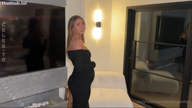 Full leaked Lillian phillips  page private photo