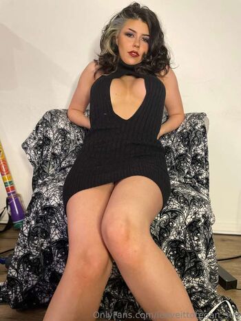 Full leaked Lillith page private onlyfans photo