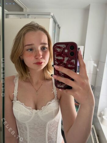 Full leaked Lilly schaper private photo
