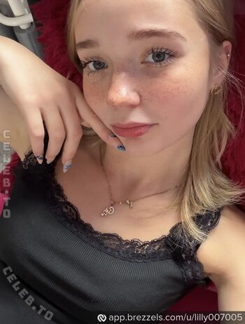 Full leaked Lilly schaper page private photo