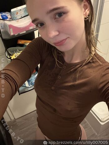 Full leaked Lilly schaper page private photo