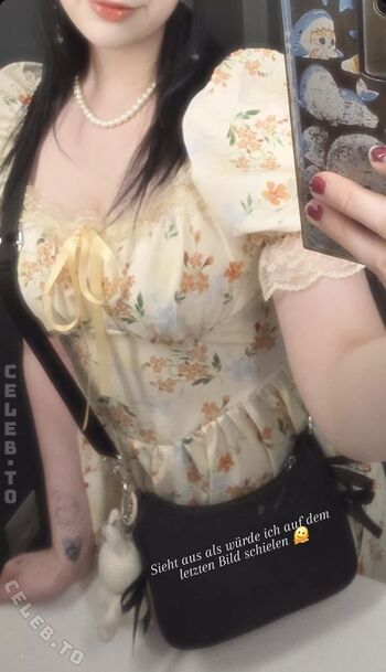Full leaked Lilly time private photo