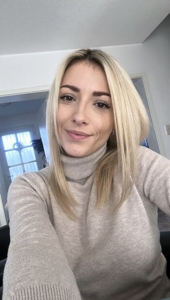 Full leaked Lillynelll private onlyfans photo