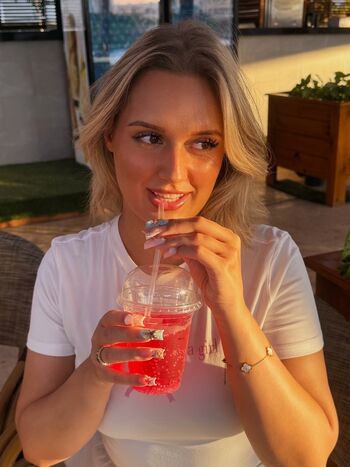 Full leaked Lillyskyx private onlyfans photo