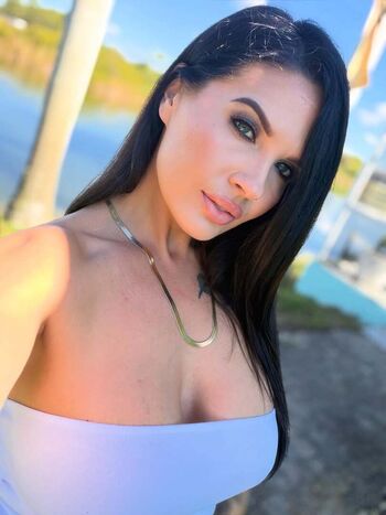 Full leaked Lilmissmac private onlyfans photo