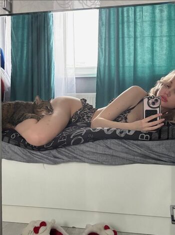 Full leaked Lilolendis private onlyfans photo