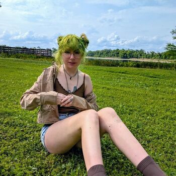 Full leaked Lilpeachyfox private photo
