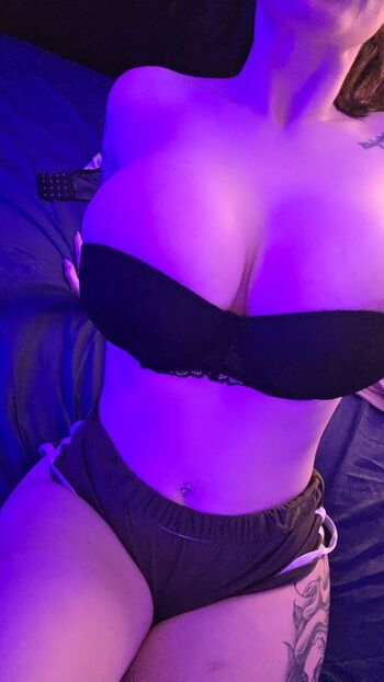 Full leaked Lilredlizz private photo