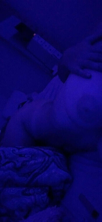 Full leaked Liluziverm private onlyfans photo