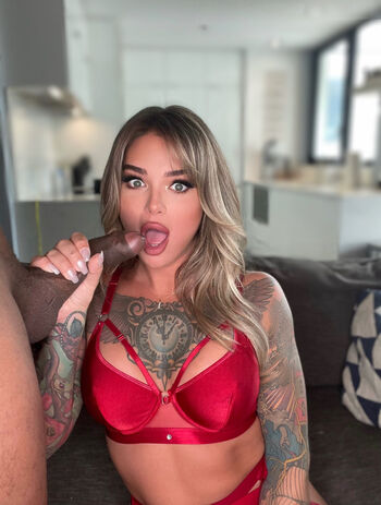 Full leaked Lily adick private photo