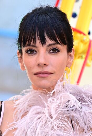Full leaked Lily allen page private photo