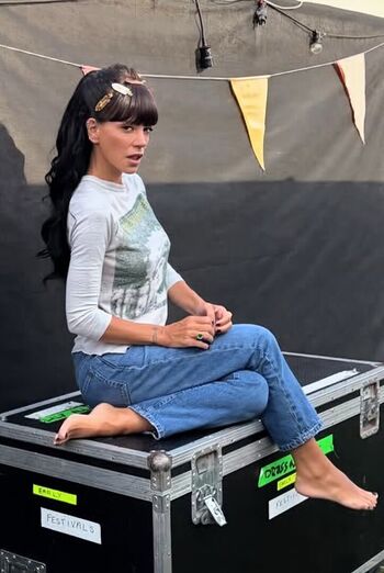 Full leaked Lily allen page private photo