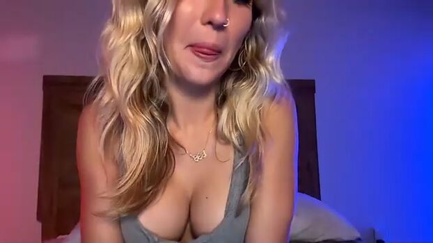 Full leaked Lily anderson private photo