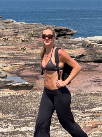 Full leaked Lily bowman page private photo
