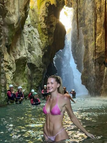 Full leaked Lily bowman private photo