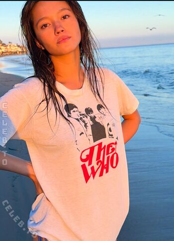 Full leaked Lily chee page private onlyfans photo