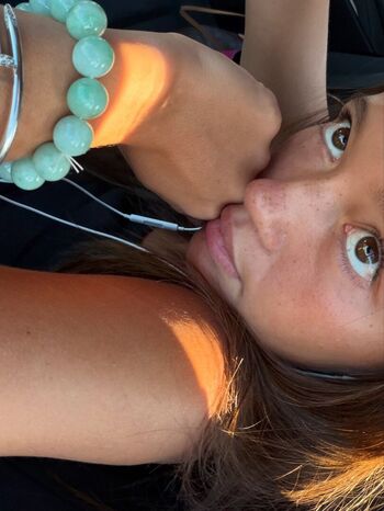 Full leaked Lily chee page private photo