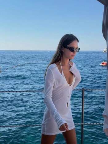 Full leaked Lily chee private photo