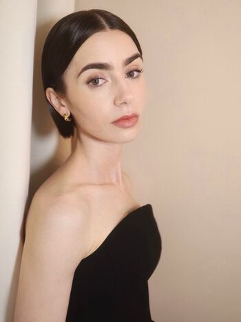 Full leaked Lily collins private onlyfans photo