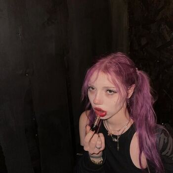 Full leaked Lily hawker private photo