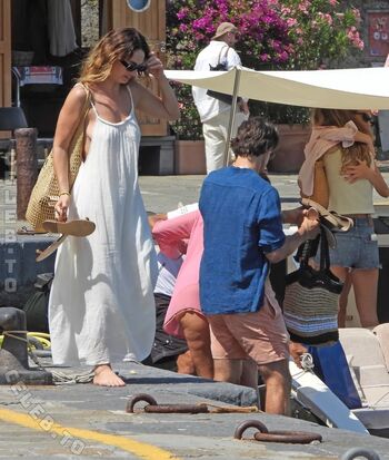 Full leaked Lily james private photo