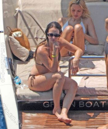 Full leaked Lily james private photo