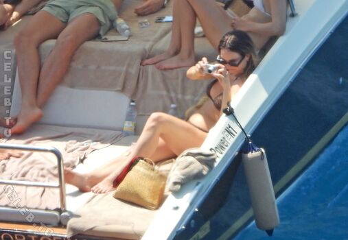 Full leaked Lily james private photo