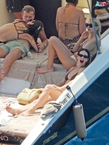 Full leaked Lily james private photo