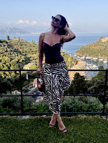 Full leaked Lily james private photo