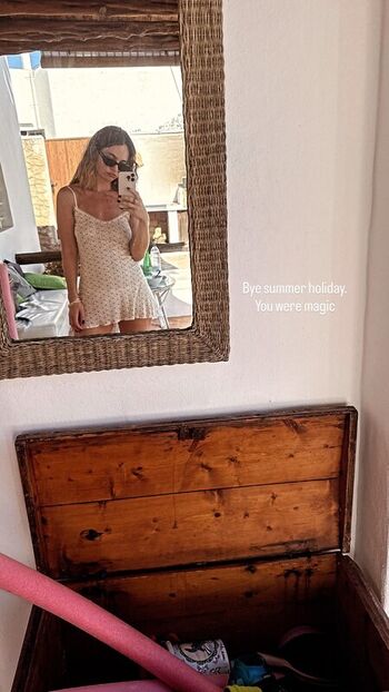 Full leaked Lily james private photo