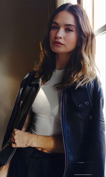 Full leaked Lily james private photo