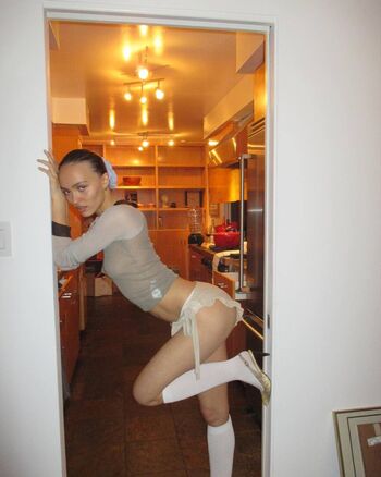 Full leaked Lily rose depp private photo