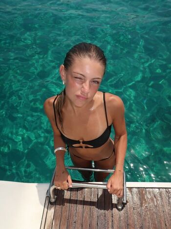 Lily Rowland