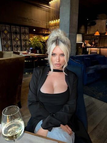 Full leaked Lilyabraun private photo