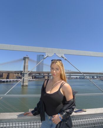 Full leaked Lilyberman private photo