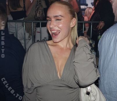 Lilycharlottevoss