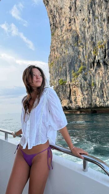 Full leaked Lilychee page private onlyfans photo